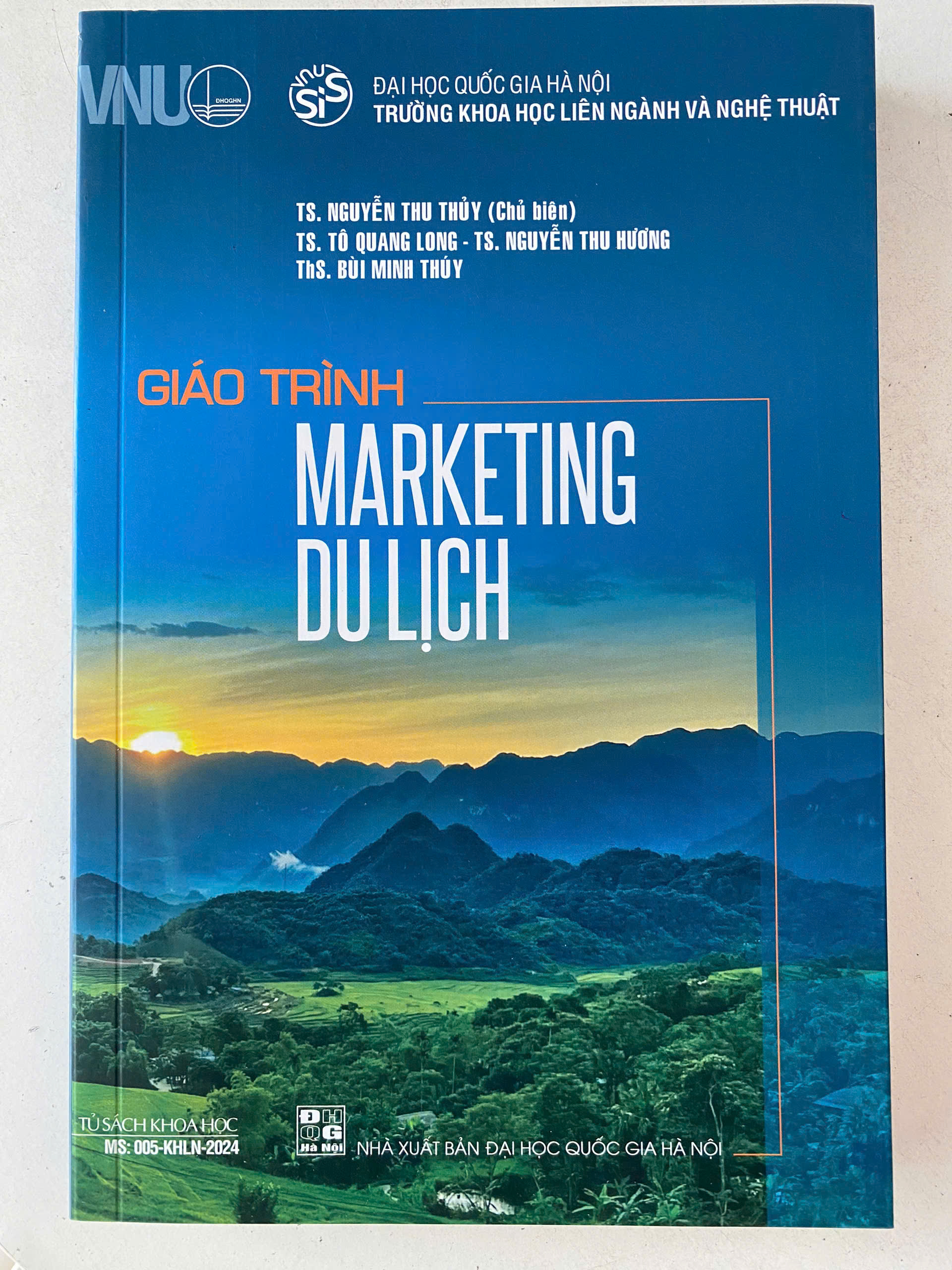 Giáo trình Marketing Du lịch